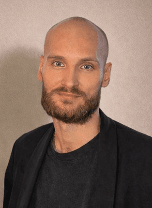 Николаев Максим